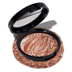 LAURA GELLER NEW YORK Baked Bronze-N-Brighten Bronzer Powder - Medium - Natural